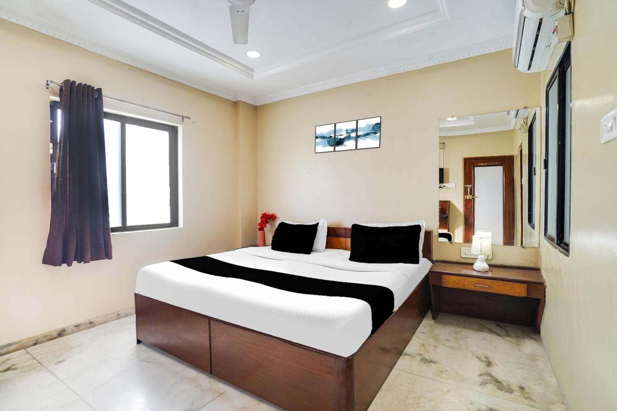 Super Hotel O Pithampur Formerly Ganga Residency Akolia Exterior foto